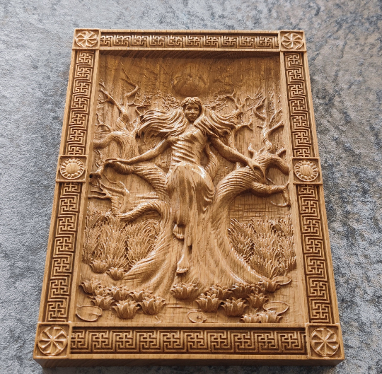 Dryad carved on Oak wood